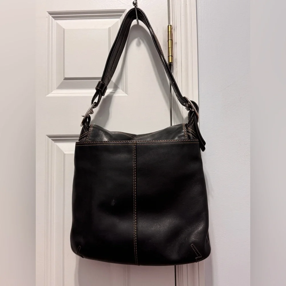 Coach Black bleaker Leather Crossbody /shoulder Bag with gold tone hardware